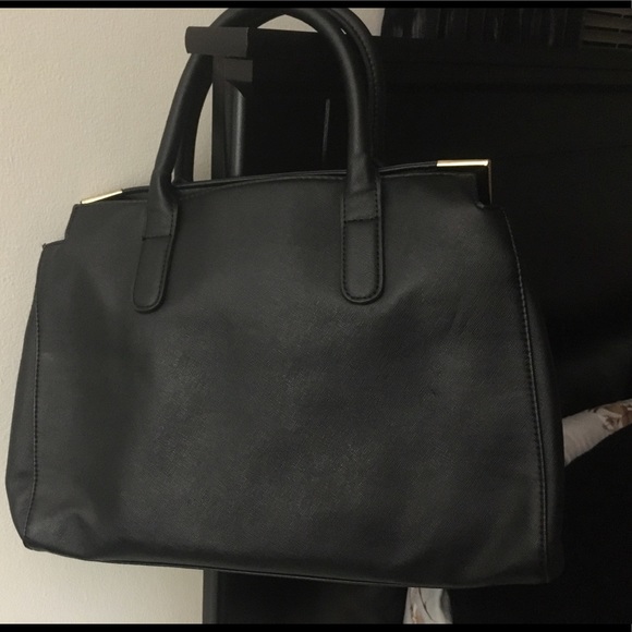 • SOLD 🚫 - Picture 3 of 4